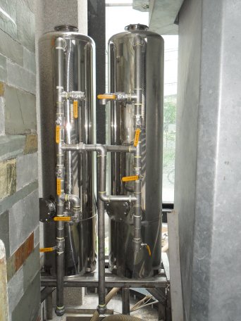 Cột lọc nước Inox 304 dùng trong công nghiệp